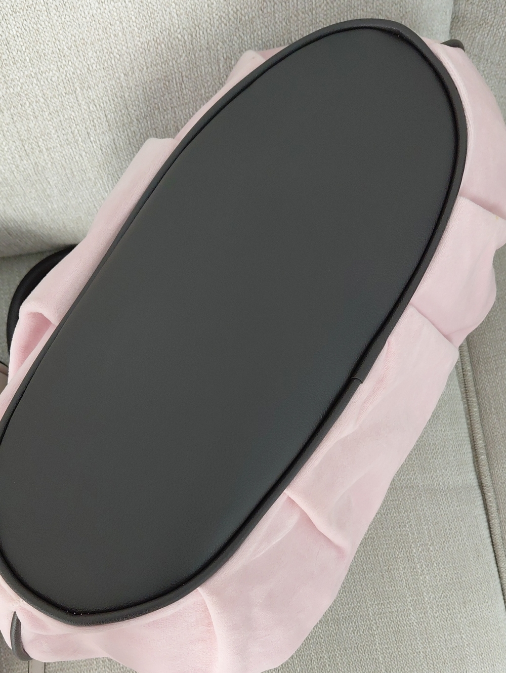 Juicy Couture Handbag - Picture 4 of 5